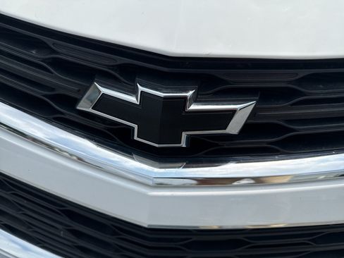 Used 2017 Chevrolet Cruze LT FWD image 21