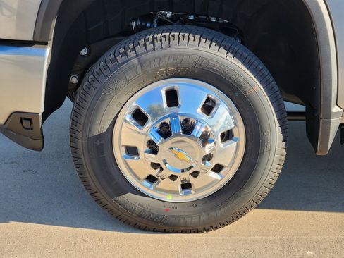 New 2026 Chevrolet Silverado 3500 High Country w/ High Country Premium Package image 18