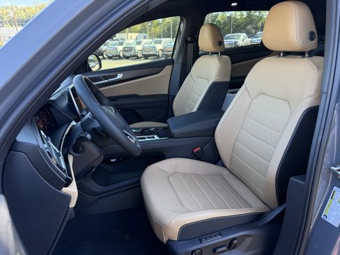 New 2026 Volkswagen Atlas Cross Sport SEL R-Line image 16