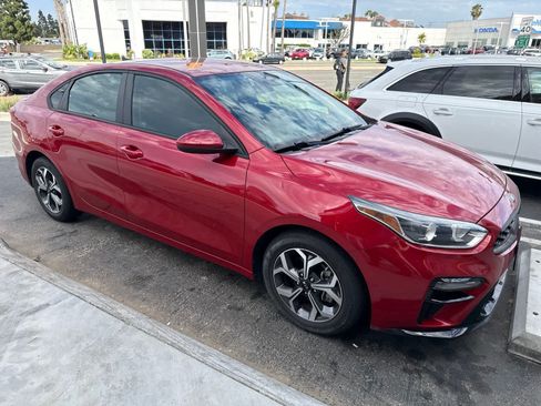 Used 2020 Kia Forte LXS FWD image 13