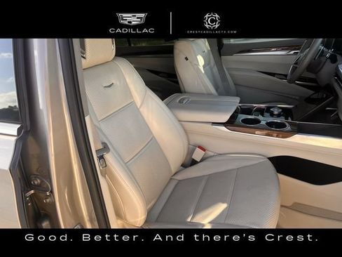 Certified 2025 Cadillac Escalade Premium Luxury Platinum w/ LPO, Floor Liner Package AWD/4WD image 26