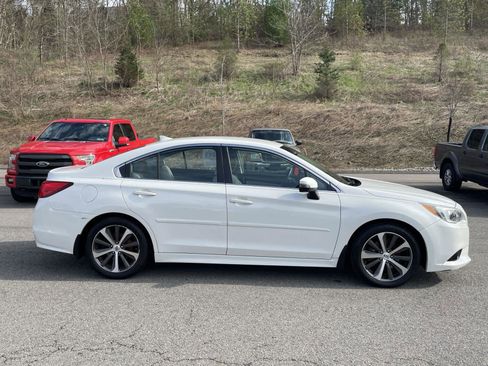 Used 2016 Subaru Legacy 3.6R Limited AWD/4WD image 6