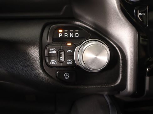 Used 2023 RAM 1500 Laramie AWD/4WD image 9