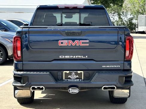 Used 2022 GMC Sierra 1500 Denali w/ Technology Package AWD/4WD image 5