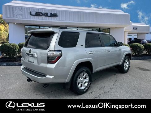Used 2023 Toyota 4Runner SR5 RWD image 5