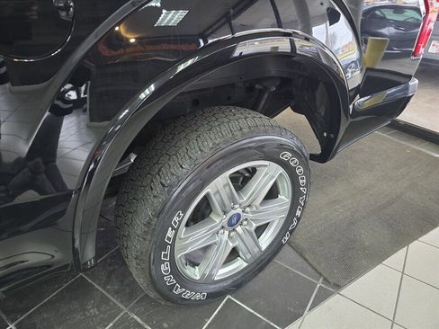 Used 2019 Ford F150 XLT w/ Equipment Group 302A Luxury image 38