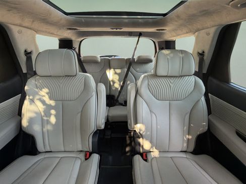 Used 2025 Hyundai Palisade Calligraphy AWD/4WD image 19