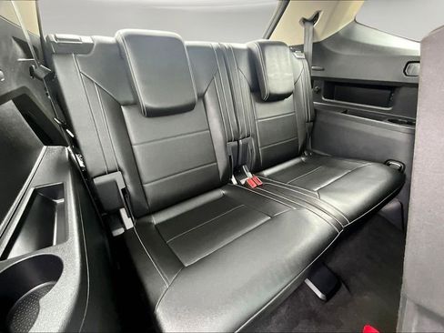Used 2023 Volkswagen Atlas SE w/ Panoramic Sunroof Package image 25