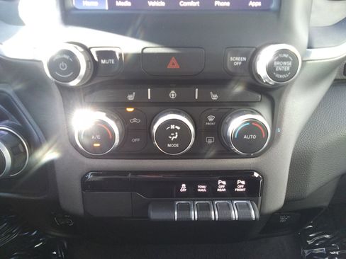 Used 2022 RAM 1500 Big Horn image 19