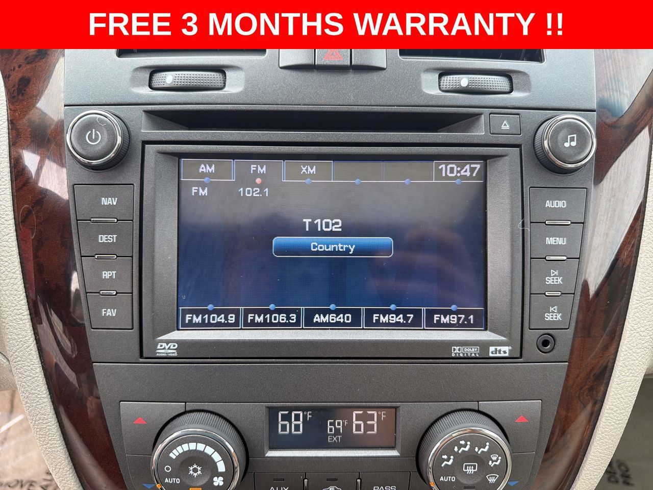 Used 2010 Cadillac DTS Premium w/ Driver Awareness Package FWD image 16