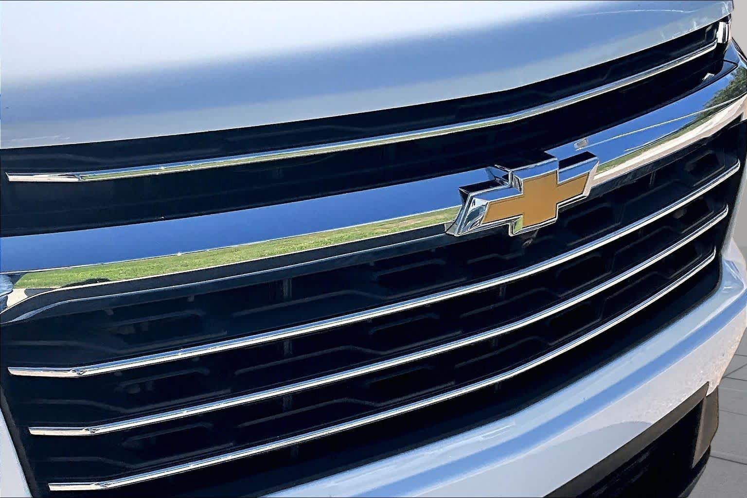 Used 2026 Chevrolet Traverse LT w/ Driver Confidence Package FWD image 36