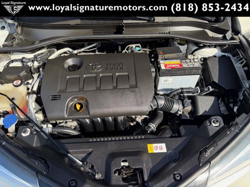 Used 2018 Toyota C-HR XLE image 34