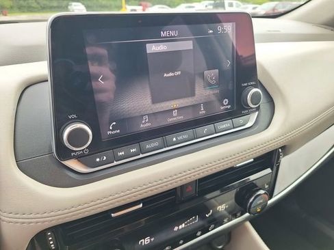Used 2023 Nissan Rogue SL AWD/4WD image 23