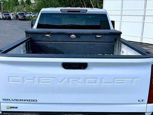 Used 2022 Chevrolet Silverado 2500 LT w/ Convenience Package AWD/4WD image 29