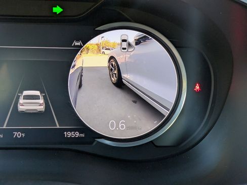 Certified 2025 Genesis G70 3.3T Advanced w/ Sport Prestige Package image 26