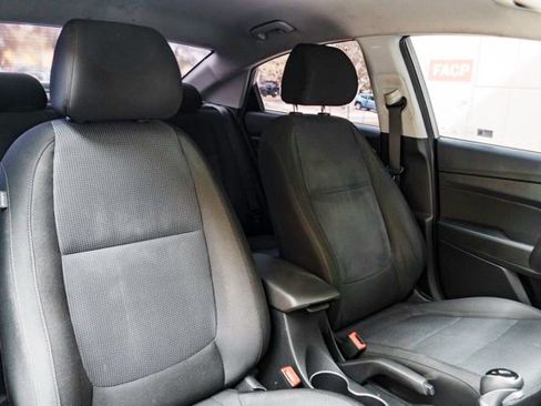 Used 2021 Hyundai Accent SEL image 28