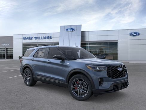 New 2026 Ford Explorer ST-Line w/ ST-Line Street Pack AWD/4WD image 7