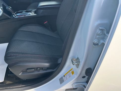 Used 2017 GMC Terrain SLE w/ Nightfall Package image 13