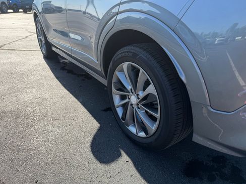 Used 2022 Buick Encore GX Select w/ Sport Touring Package FWD image 10