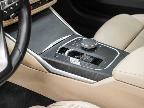 Used 2023 BMW 330i Sedan w/ Convenience Package RWD image 24