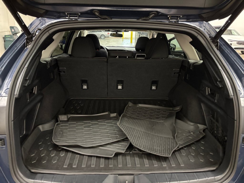 Used 2024 Subaru Outback Premium AWD/4WD image 16