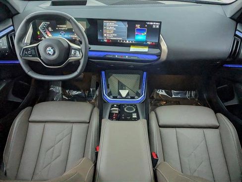 Used 2025 BMW X3 xDrive30i w/ Premium Package image 18