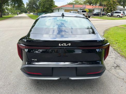 Used 2025 Kia K4 EX FWD image 9