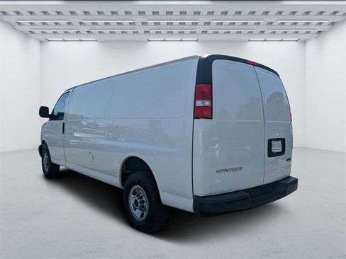 Used 2023 GMC Savana 2500 Extended w/ Driver Convenience Package image 5