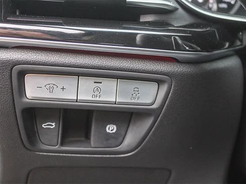 Used 2023 Genesis G80 2.5T image 31