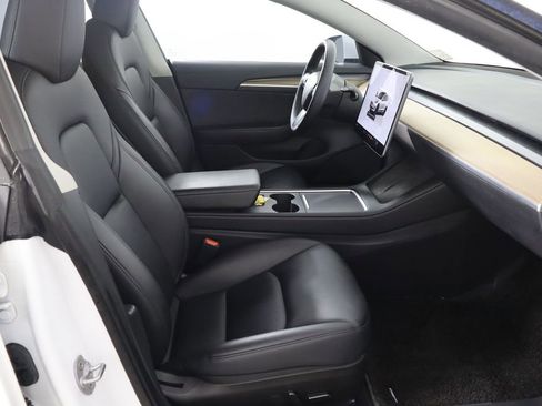 Used 2023 Tesla Model 3 Performance image 17