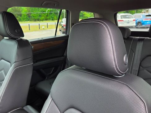 Used 2026 Volkswagen Atlas SE AWD/4WD image 37