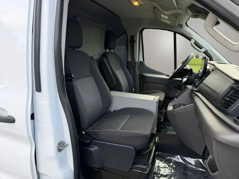 Used 2020 Ford Transit 250 Low Roof AWD image 42