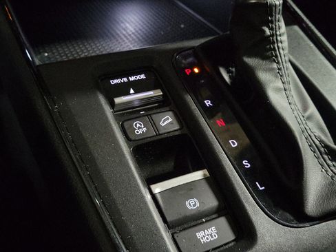 Certified 2025 Honda CR-V LX image 33