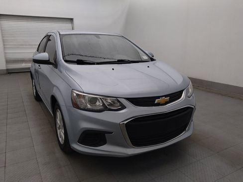Used 2018 Chevrolet Sonic LT w/ Convenience Package FWD image 13