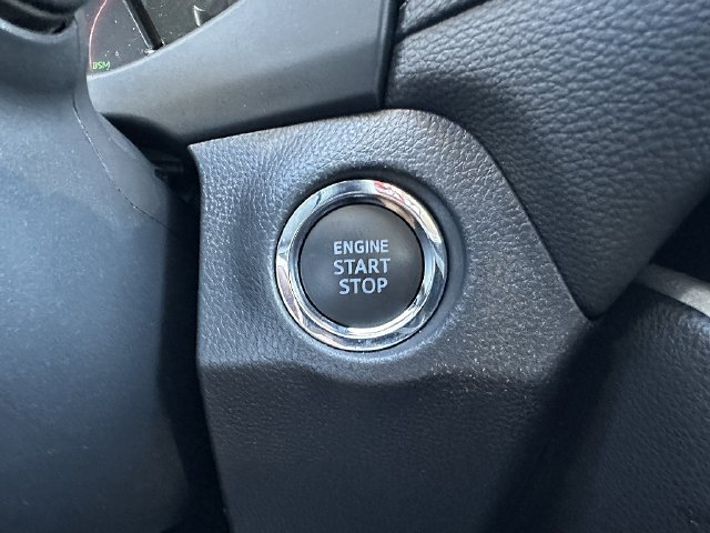 Certified 2025 Toyota RAV4 XLE w/ Convenience Package FWD image 28