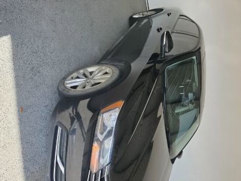 Used 2019 Volkswagen Passat Wolfsburg Edition FWD image 3