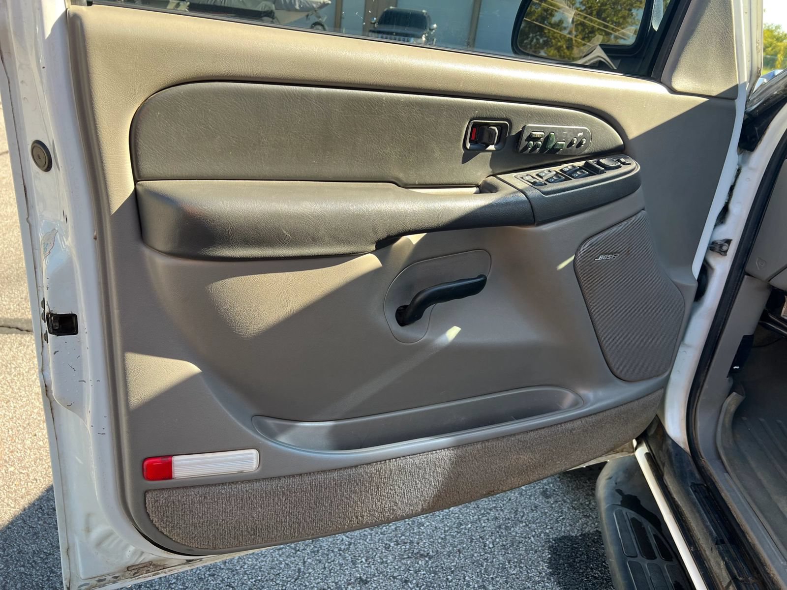 Used 2003 Chevrolet Tahoe LT AWD/4WD image 10