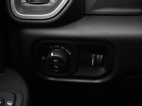 New 2026 RAM 3500 Tradesman image 19