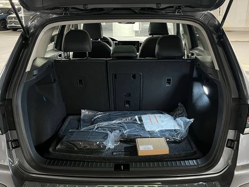 New 2026 Volkswagen Taos SEL AWD/4WD image 37