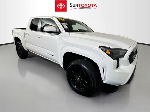 Used 2025 Toyota Tacoma SR5 w/ SR5 Upgrade Package RWD image 1