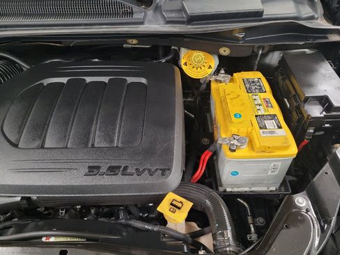 Used 2019 Dodge Grand Caravan GT FWD image 30