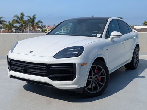 New 2025 Porsche Cayenne Turbo image 1