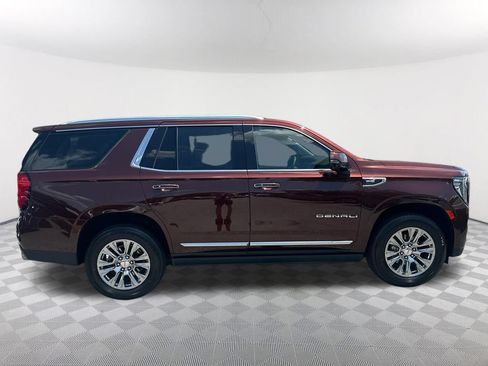 Used 2022 GMC Yukon Denali RWD image 4