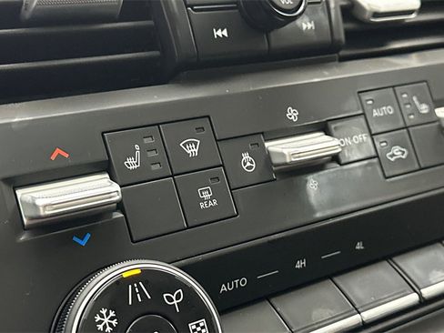 New 2026 Nissan Armada NISMO image 36