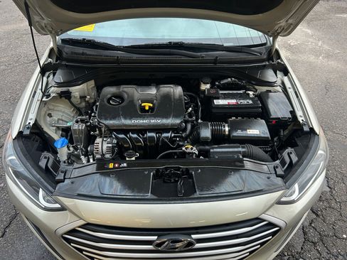 Used 2017 Hyundai Elantra SE w/ SE A/T Tech Package 03 image 30