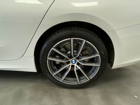Used 2019 BMW 330i xDrive Sedan w/ Convenience Package AWD/4WD image 18