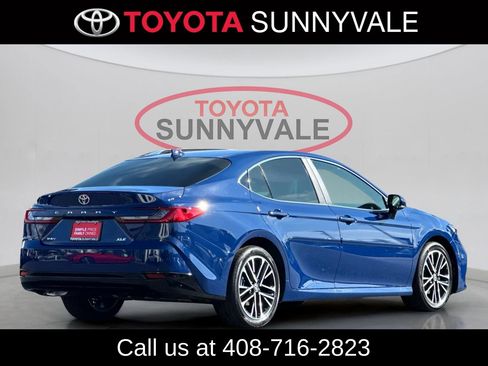 Used 2026 Toyota Camry XLE FWD image 3