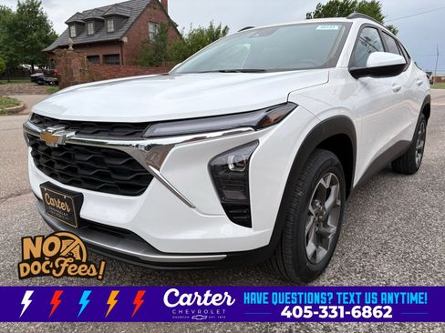 New 2026 Chevrolet Trax LT w/ Driver Confidence Package FWD image 41