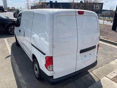Used 2020 Nissan NV200 S image 4