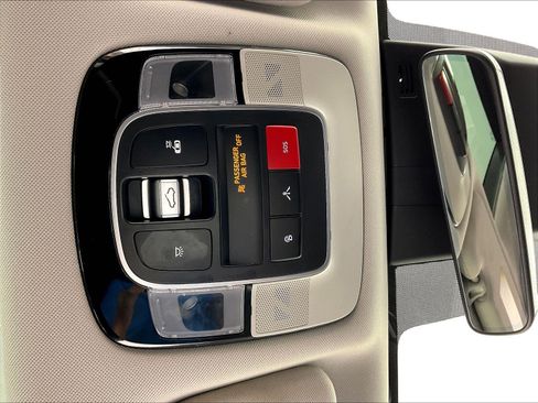Used 2023 Hyundai Sonata SEL w/ Convenience Package FWD image 35